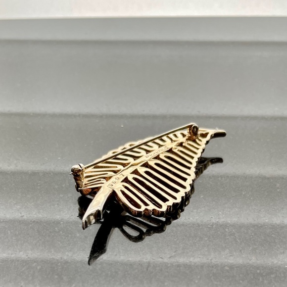 Marcel Boucher Vintage Signed and Numbered Clear Rhinestone Leaf Brooch - Picture 3 of 10